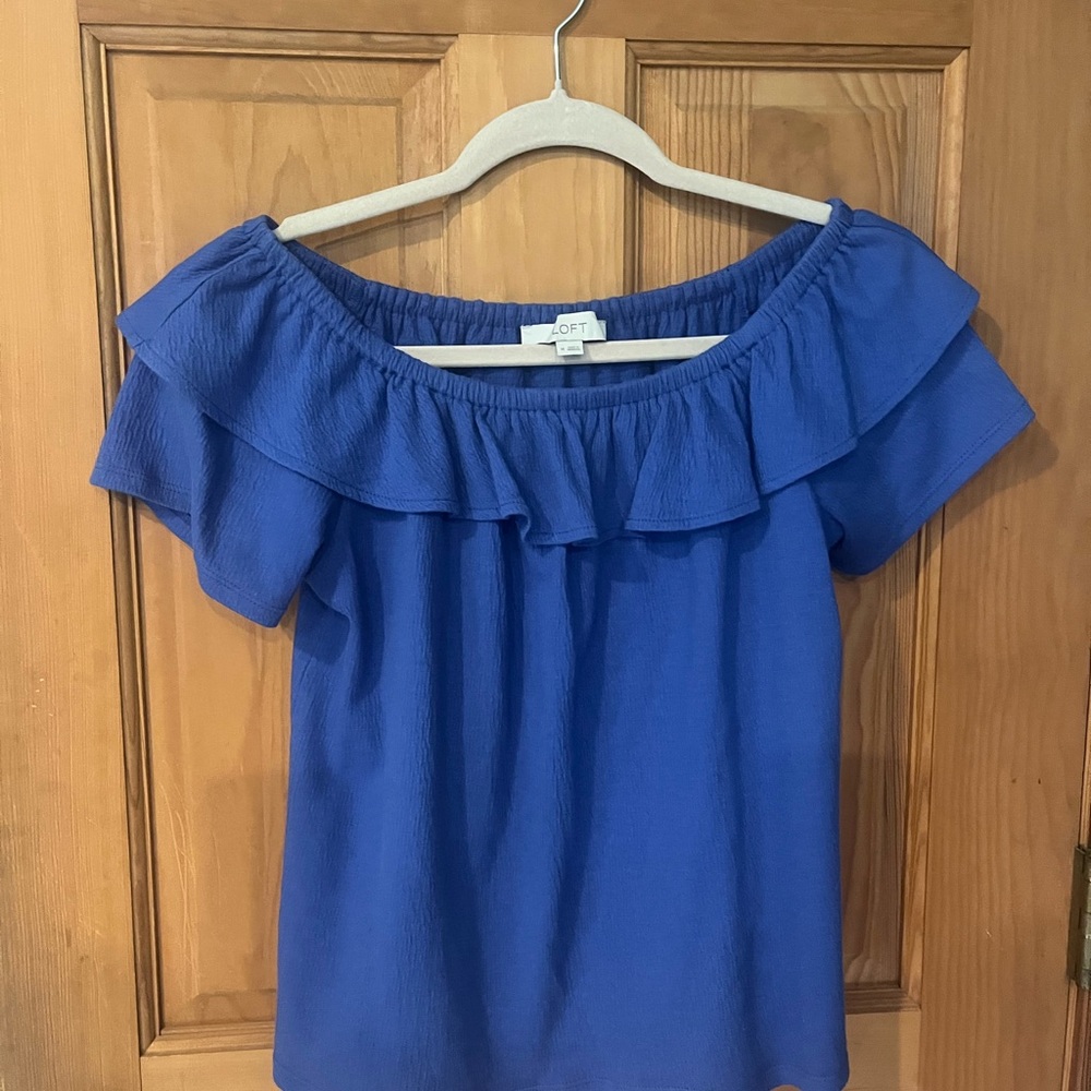 LOFT Women's Blue Off-Shoulder Top Size M